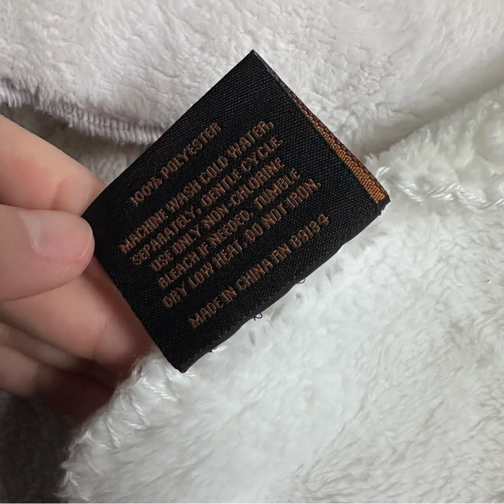 Frye | White Fur Wrap Scarf